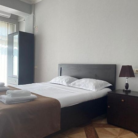 Hotel Saburtalo Roni 트빌리시 외부 사진
