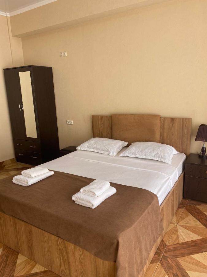 Hotel Saburtalo Roni 트빌리시 외부 사진