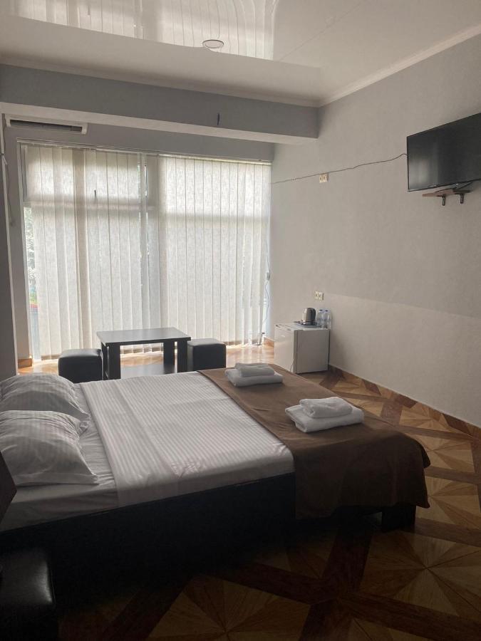 Hotel Saburtalo Roni 트빌리시 외부 사진