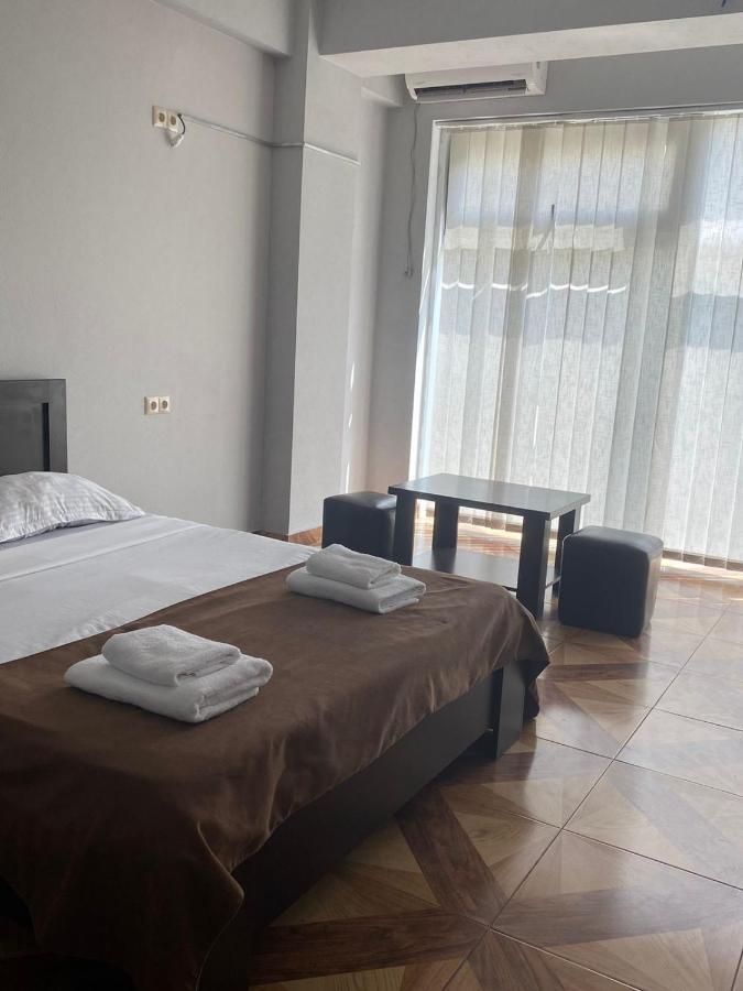Hotel Saburtalo Roni 트빌리시 외부 사진